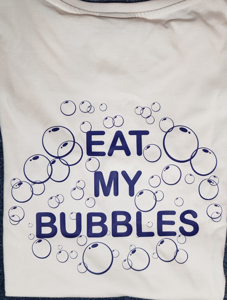 SCSA-T-Shirt weiß, Rückseite: eat my bubbles