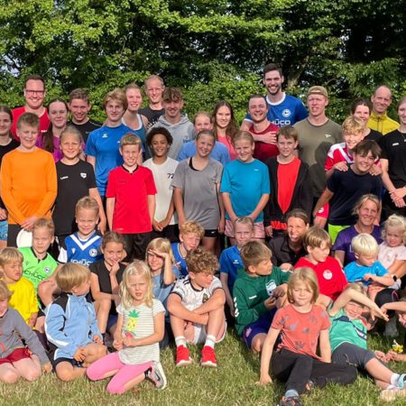 Die Teinehmer:innen an der Sportolympiade 2025